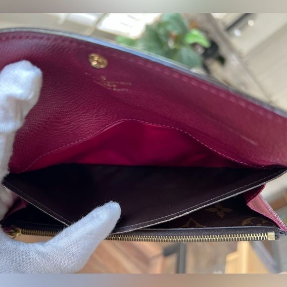 💯 AUTH Louis Vuitton monogram Emily wallet on chain - Picture 8 of 12